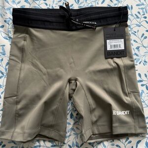 Bandit Women's Shorts: Stamina 7” Compression Bottom with WB in Fatigue
